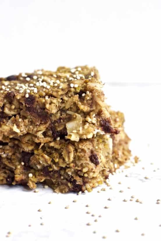 Coconut Chocolate Chip Quinoa Bars [vegan + glutenfree] • Healthy Helper